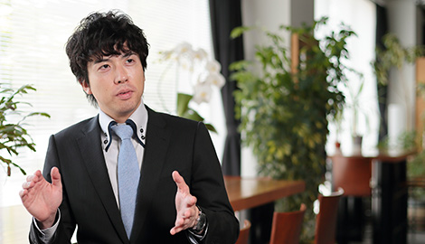 取締役 ICTイノベーション事業部長 檜山善樹